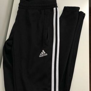 women’s adidas joggers